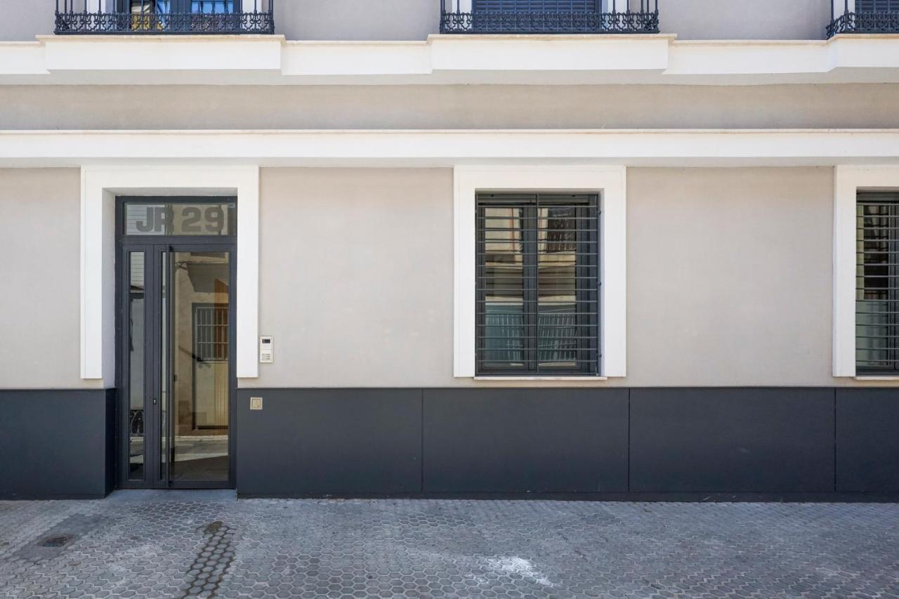 Oasis In The Heart Of Seville - 2 Bedroom Apt Экстерьер фото